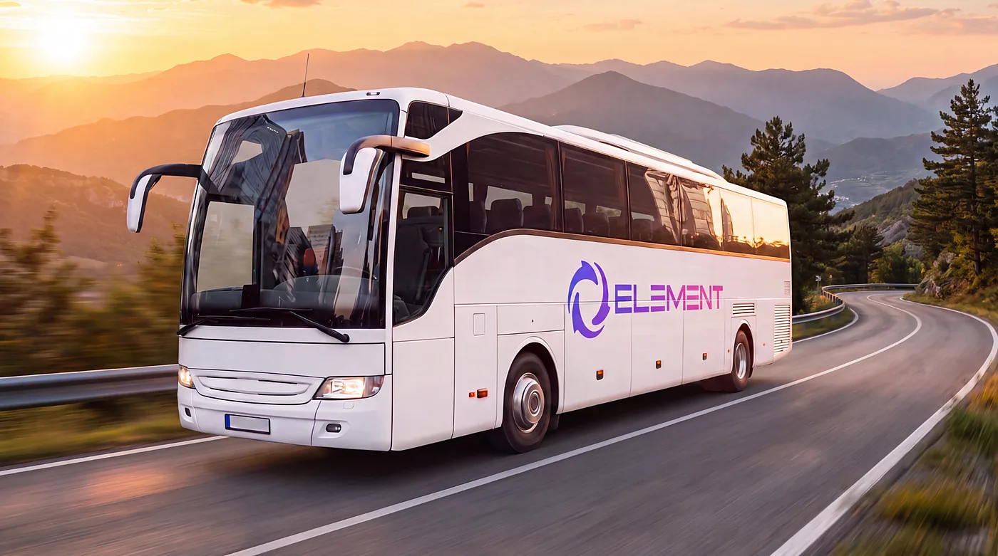 Автобус ELEMENT в пути